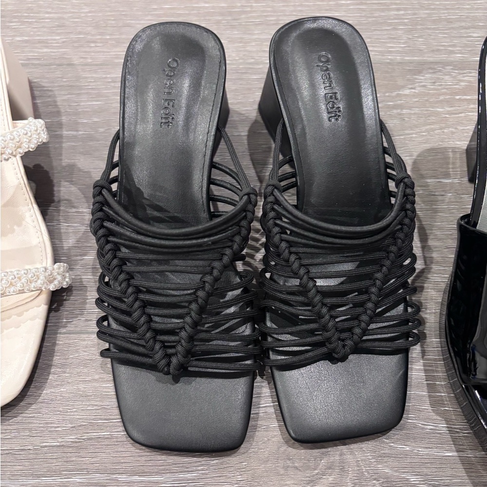 Open Edit block heels